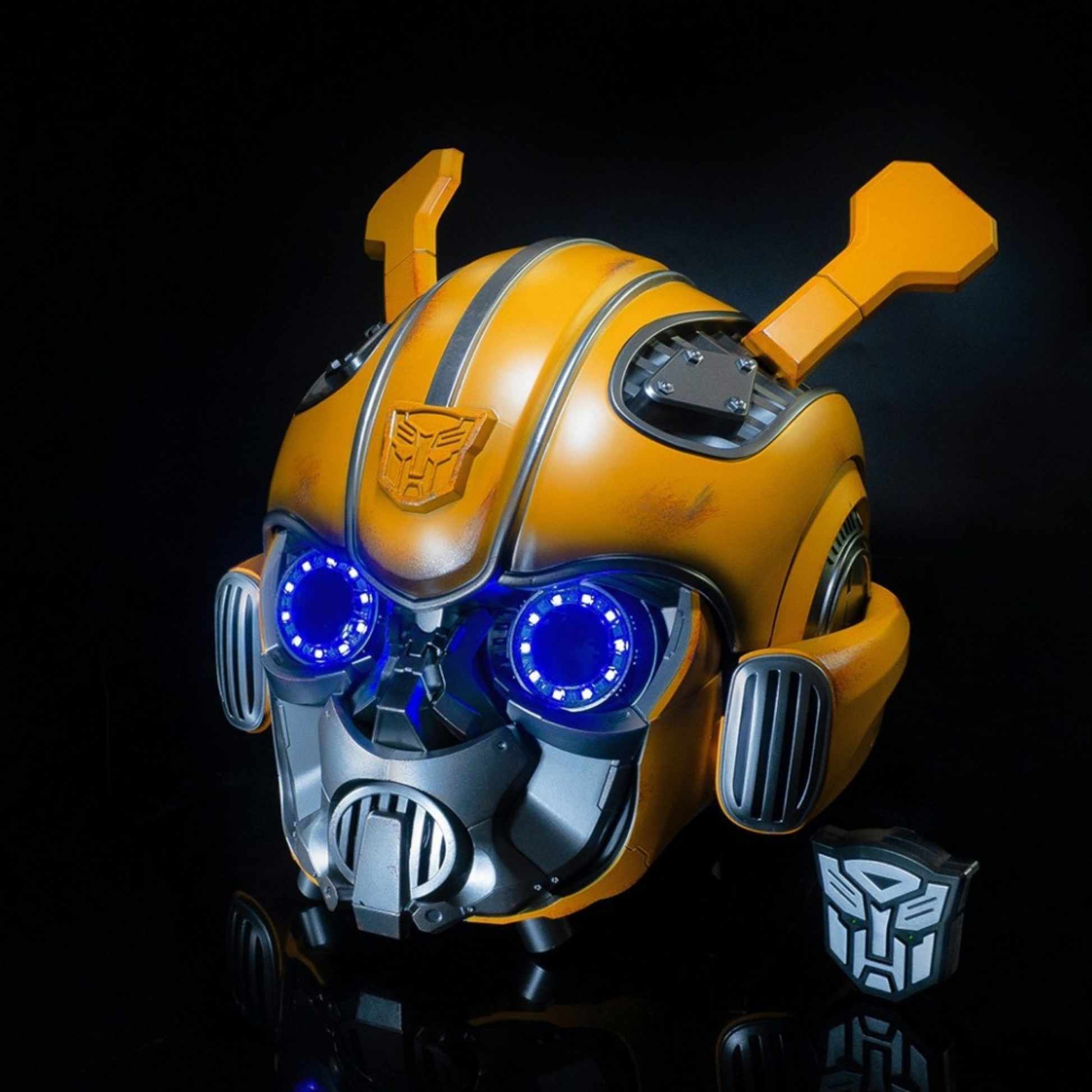 Bumblebee Voice Control Helmet - Beeheads